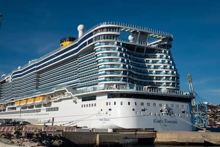 45 Hidden Cruise Freebies Most Travelers Never Discover